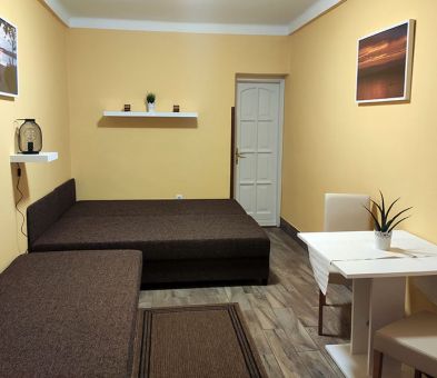 kocsag-hazak-1-pakasz.jpg - Pakasz Tanya Kemping - Agárd