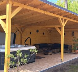 jakuzzi-gallery-3.jpg - Pakasz Tanya Kemping - Agárd