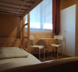 pakasz_nagy_fahaz_11.jpg - Pakasz Tanya Kemping - Agárd